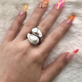 Anillo de perlas plateado