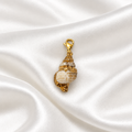 pendentif 2 sur soie blanche