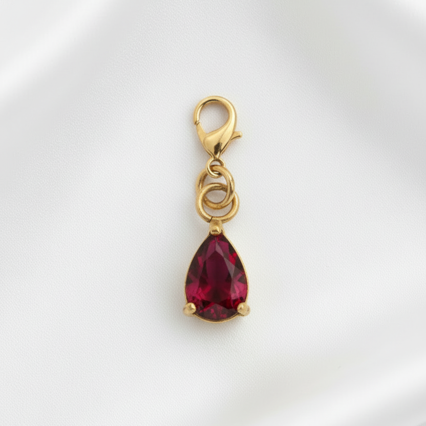 Pendentif goutte rouge