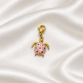 pendentif sur soie blanche 1