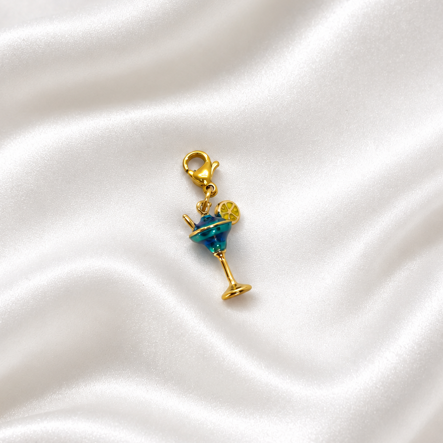 pendentif sur soie blanche 2