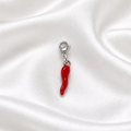 pendentif sur soie blanche 4